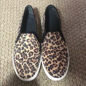 Used Cole Haan leopard shoes. Size 10 in women’s.